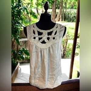 Studio M Women's Sleeveless Blouse w/gathered waist Sz M